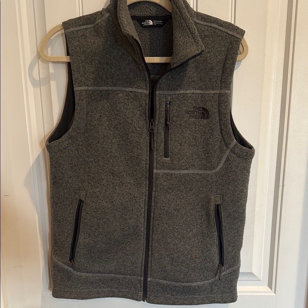 The North Face Men's Charcoal Fleece Vest
